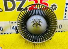 Мотор печки TOYOTA KLUGER V 2000/Цвет 8N6 8710348010 ACU25W 2AZFE, передний