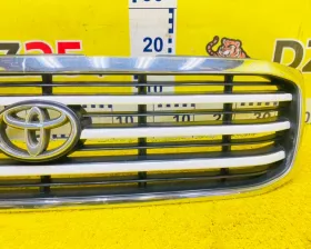 Решетка радиатора Toyota