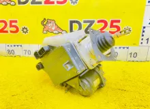 Главный тормозной цилиндр TOYOTA LAND CRUISER 2003/Цвет 070 4707060010 UZJ100W 2UZFE, передний