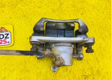 Суппорт TOYOTA LAND CRUISER 2003/Цвет 070 4773060101 UZJ100W 2UZFE, задний правый