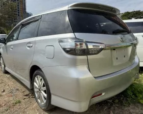 Блок управления двс TOYOTA