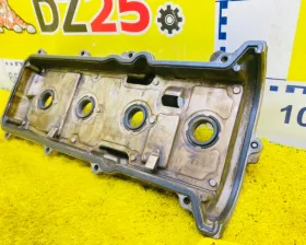 Клапанная крышка Toyota