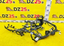 Коса двс TOYOTA ISIS 2013/Цвет 070 8212144722 ZGM10W 2ZRFAE, передняя