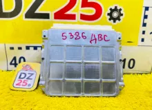 Блок управления двс TOYOTA ISIS 2013/Цвет 070 8966144660 ZGM10W 2ZRFAE, передний