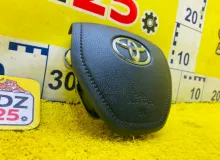 Подушка безопасности водителя TOYOTA ISIS С ЗАРЯДОМ|2013 4513012D50C0 ZGM10W 2ZRFAE, передняя