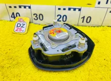 Подушка безопасности водителя TOYOTA ISIS С ЗАРЯДОМ|2013 4513012D50C0 ZGM10W 2ZRFAE, передняя