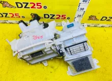 Печка салона TOYOTA ISIS 2013/Цвет 070 8713044150 ZGM10W 2ZRFAE, передняя