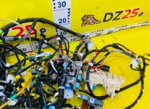 Коса под торпеду TOYOTA ISIS 2013/Цвет 070 8214144J92 ZGM10W 2ZRFAE, передняя