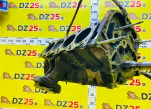 Блок двигателя TOYOTA LAND CRUISER 2003/Цвет 070 1140159755 UZJ100W 2UZFE, передний