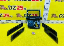 Консоль магнитофона TOYOTA WISH 2012/Цвет 202 5590068200 ZGE20W 2ZRFAE, передний