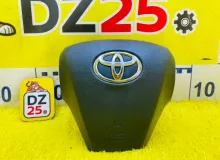 Подушка безопасности водителя TOYOTA COROLLA С ЗАРЯДОМ|2012 4513012C40B0 ZRE151L 2ZRFAE, передняя