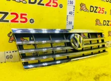 Решетка радиатора VOLKSWAGEN TOUAREG 2018 760853658E CR7 DCBE, передняя