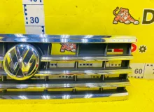 Решетка радиатора VOLKSWAGEN TOUAREG 2018 760853658E CR7 DCBE, передняя