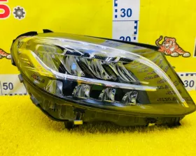 Фара Mercedes-Benz