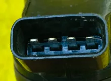 Катушка зажигания TOYOTA ISIS 2011/Цвет 070 9091902258 ZGM10G/ZGM10W/ZGM11G/ZGM11W/ZGM15G/ZGM15W/ZNM10W/ZNM10G/ANM10G/ANM10W/ANM15G/ANM15W 2ZRFAE, передняя