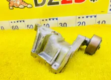 Кронштейн крепления компрессора кондиционера TOYOTA LAND CRUISER PRADO 2006/Цвет 202 246260520 TRJ120W 2TRFE, передний