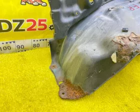 Подкрылок Toyota