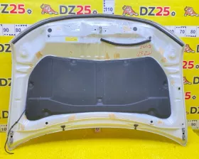 Капот Mitsubishi