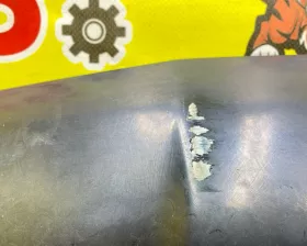 Капот Toyota