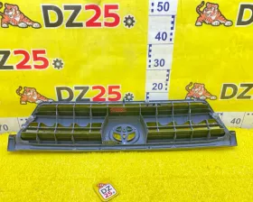 Решетка радиатора Toyota