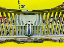 Решетка радиатора TOYOTA ESQUIRE 2015/Цвет 070 5311128690 ZRR85G 3ZRFAE, передняя