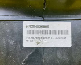 Жабо Mercedes-Benz