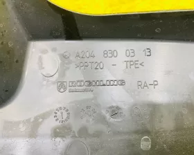 Жабо Mercedes-Benz