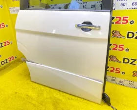 Дверь боковая NISSAN