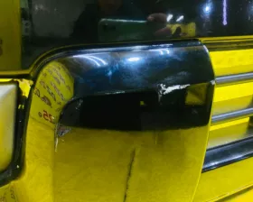 Бампер Toyota