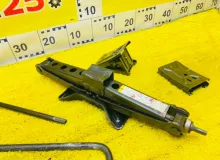 Поддомкратник/ домкрат HUMMER H3 2006 15897196 L52, задний
