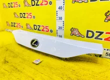 Накладка на дверь багажника LEXUS CT200H 2012/Цвет 077 7680176020A0 ZWA10 2ZRFXE, задняя