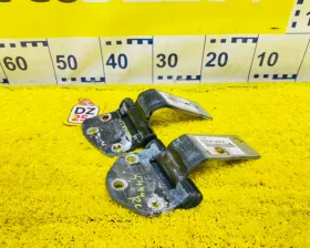Петли двери багажника TOYOTA