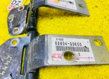 Петли двери багажника TOYOTA LAND CRUISER PRADO 1994/Цвет 183 6880490K00 KZJ71W 1KZTE, задние левые