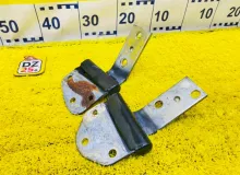 Петли двери багажника TOYOTA LAND CRUISER PRADO 1994/Цвет 183 6880490K00 KZJ71W 1KZTE, задние левые
