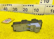 Блок управления стеклоподъемниками TOYOTA HIACE/REGIUS ACE 2008/Цвет 1E7 8482026191 KDH206V 1KDFTV, передний правый