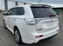 Жесткость бампера MITSUBISHI OUTLANDER 2013/Цвет W13B 6400F561 GG2W 4B11, передний