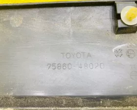 Накладка на порог Toyota