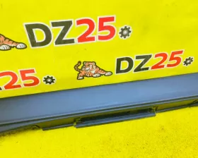 Накладка на порог Toyota