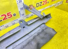 Воздухозаборник HUMMER H3 2006 25786710 L52, передний