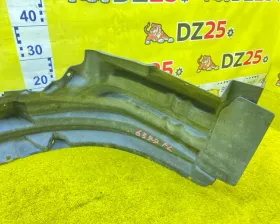 Подкрылок MITSUBISHI