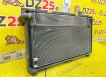Радиатор основной LEXUS CT200H 2013/Цвет 212 1640037240 ZWA10 2ZRFXE, передний