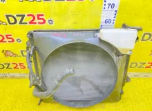 Радиатор основной TOYOTA LAND CRUISER PRADO 2005/Цвет 070 1640031351 GRJ120W 1GRFE, передний