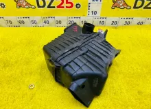 Корпус воздушного фильтра TOYOTA IPSUM 2000/Цвет 199 1770064420 CXM10G 3CTE, передний