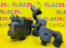 Корпус воздушного фильтра TOYOTA TOWN ACE NOAH 1998/Цвет 1C1 1770074630 SR50G 3SFE, передний