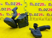 Корпус воздушного фильтра TOYOTA TOWN ACE NOAH 1998/Цвет 1C1 1770074630 SR50G 3SFE, передний