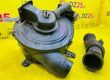 Корпус воздушного фильтра TOYOTA LAND CRUISER 1993/Цвет 20R 1770066080 FZJ80G 1FZFE, передний
