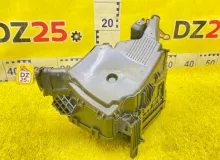 Блок предохранителей LEXUS RX270 2012/Цвет 1J4 8266248310 AGL10W 1ARFE, передний