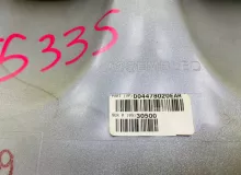 Консоль магнитофона HUMMER H2 2003 19331602 LQ4, передний
