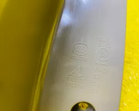 Стоп-сигнал MITSUBISHI