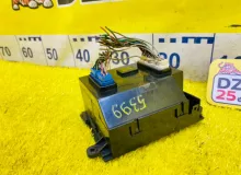Блок управления климат-контролем TOYOTA LAND CRUISER 1993/Цвет 6M1 5590060010 FZJ80G 1FZFE, передний